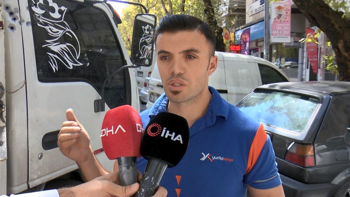 Ankara\'da Otomobilin Bagajından Ateş Alan Tüfekten Çıkan Saçmalar 2 Kişiye İsabet Etti