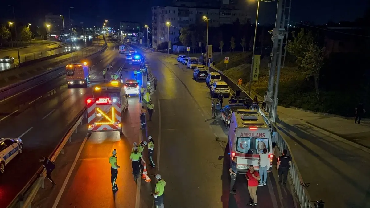 Küçükçekmece\'de trafik kazası: 5 yaralı