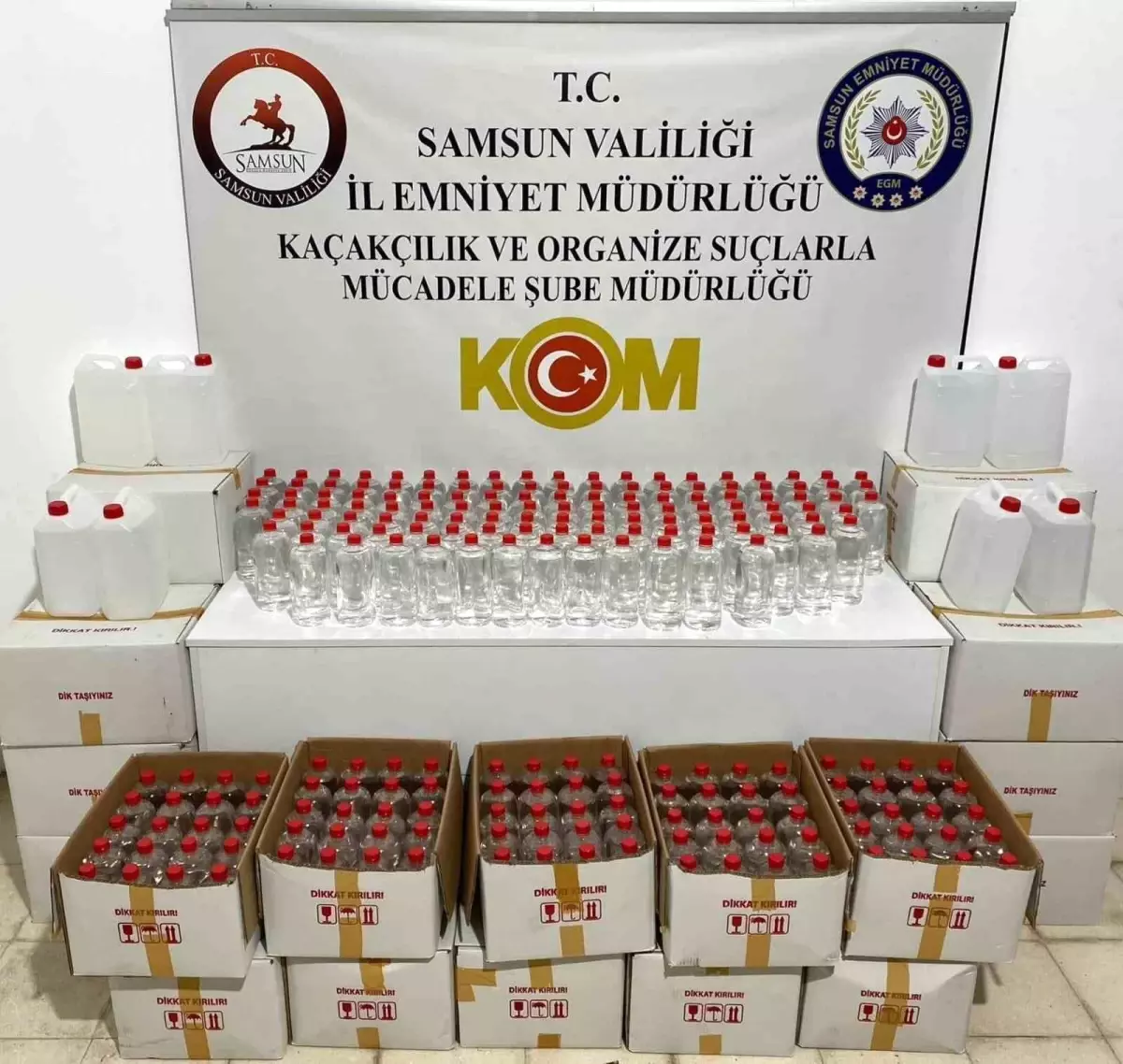 Samsun\'da 700 litre sahte içki yapımında kullanılan etil alkol ele geçirildi