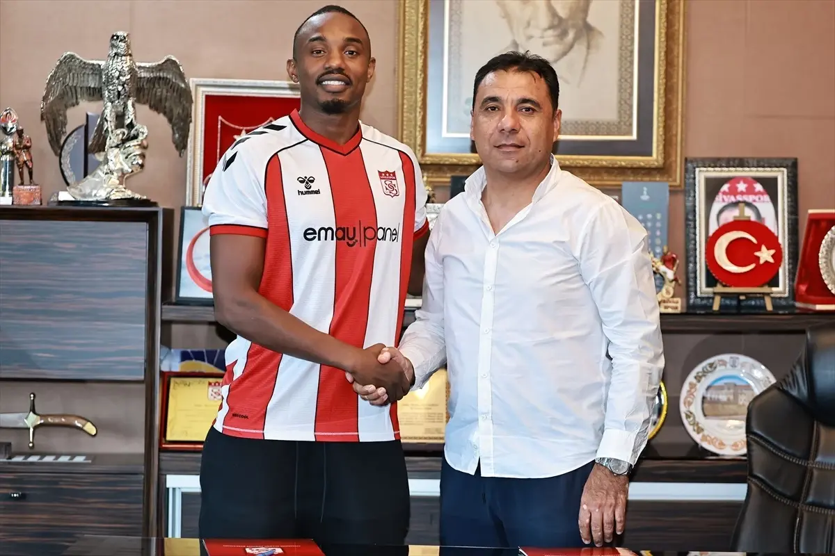 Net Global Sivasspor, Fode Koita ile sözleşme yeniledi