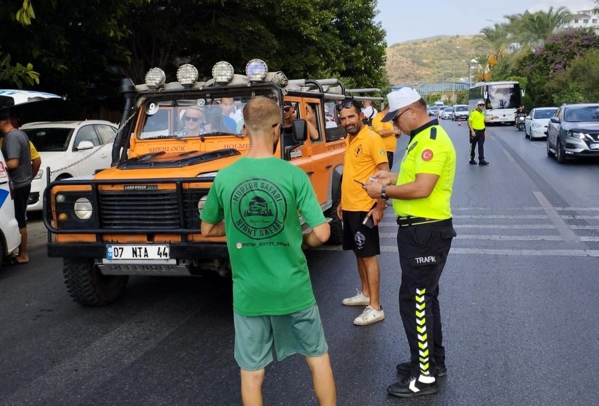Alanya\'da safari araçları denetlendi