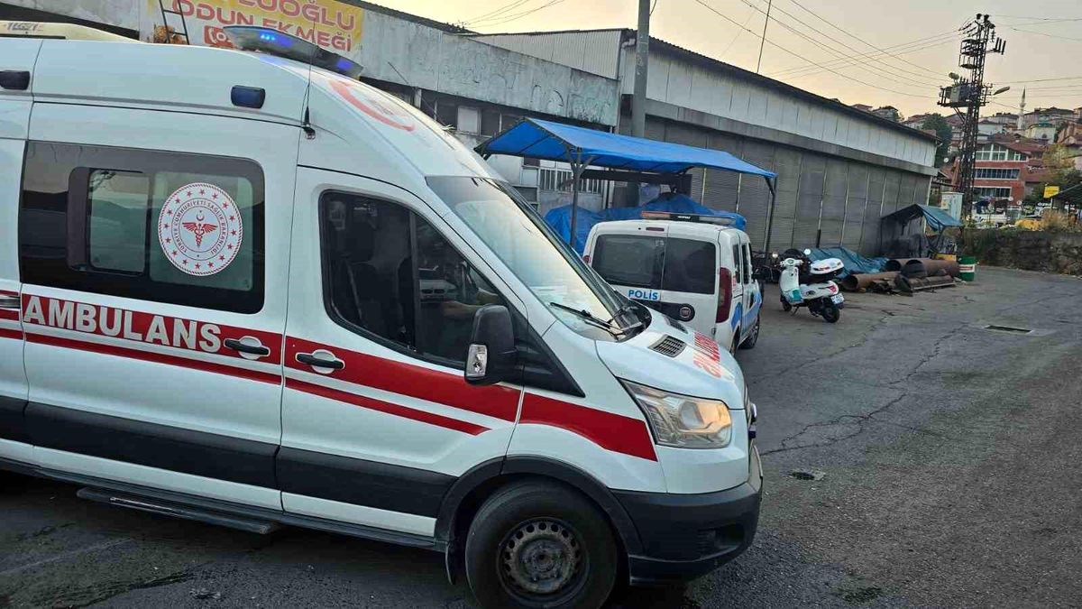Zonguldak\'ta Tamirciden Aracını Almak İsterken Saldırıya Uğrayan Kişi Yaralandı