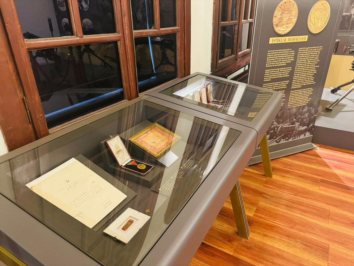 Atatürk\'ün İstiklal Madalyası sergilenecek
