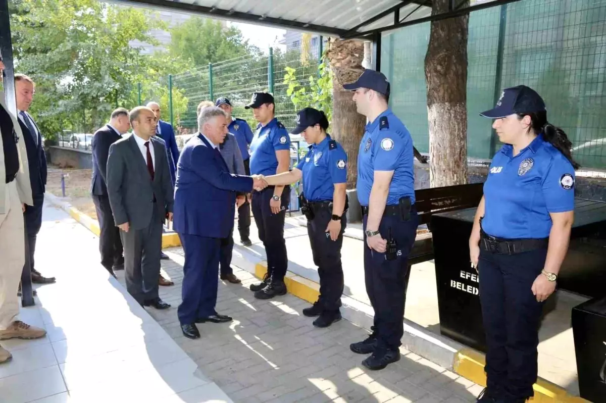 Aydın İl Emniyet Müdürü Armağan Adnan Erdoğan Hizmet Binalarını Ziyaret Etti