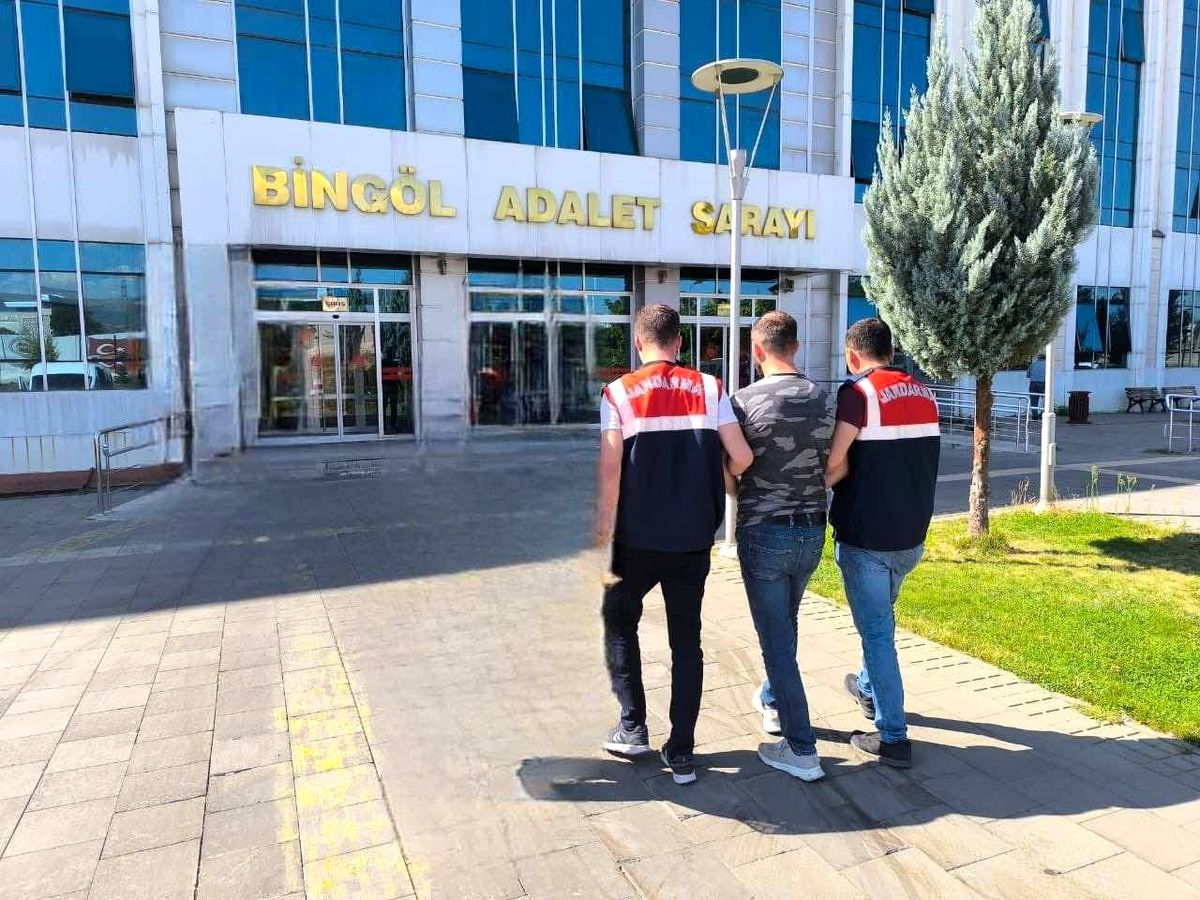 Bingöl\'de kesinleşmiş hapis cezası bulunan 2 şahıs yakalandı