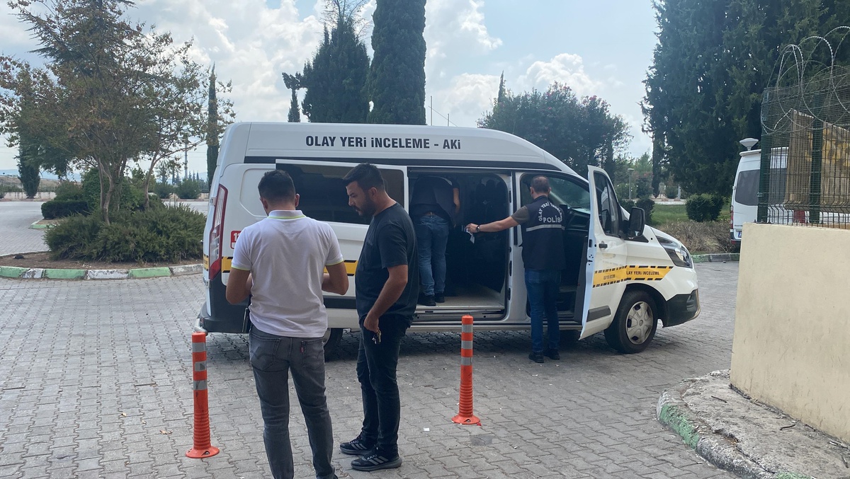 Ceyhan Otogarında İş Yerine Silahlı Saldırı: 1 Ölü