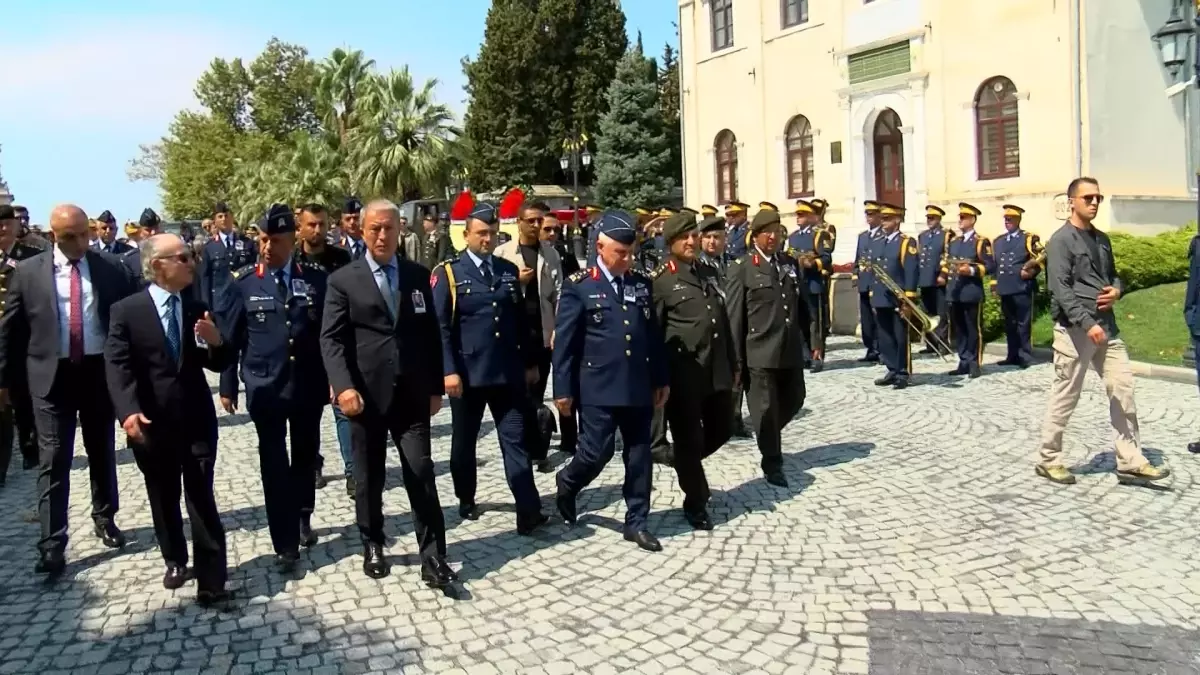 Türk Hava Kuvvetleri\'nin 16\'ncı komutanı emekli Orgeneral Halil Sözer son yolculuğuna uğurlandı