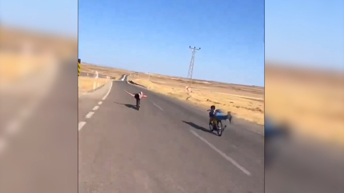 Şanlıurfa\'da Motosiklet Yarışı Kamerada