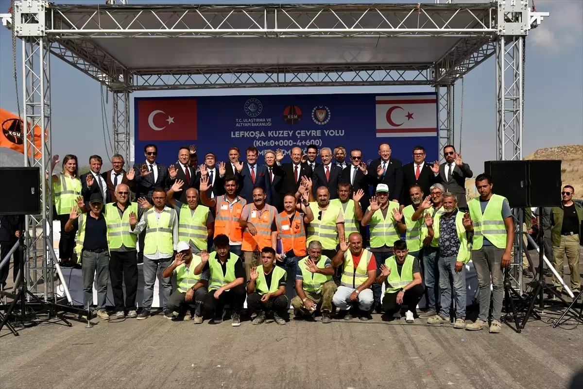 KKTC\'nin başkenti Lefkoşa\'da trafiği rahatlatmak için Lefkoşa Kuzey Çevre Yolu projesi başlatıldı