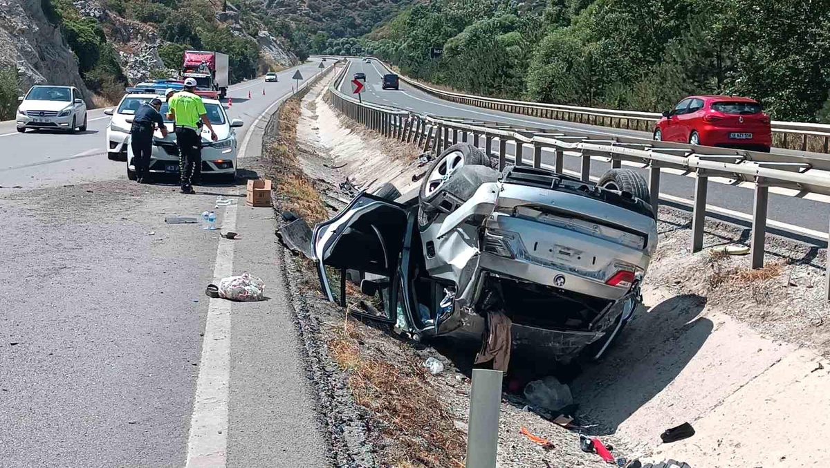 Kütahya\'da Zincirleme Trafik Kazası: 6 Kişi Yaralandı