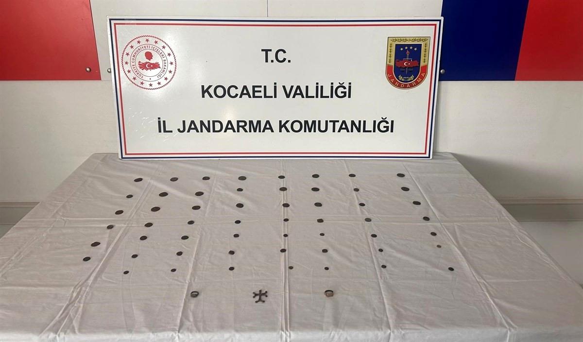 Gebze\'de Roma ve Bizans dönemine ait 58 tarihi eser ele geçirildi