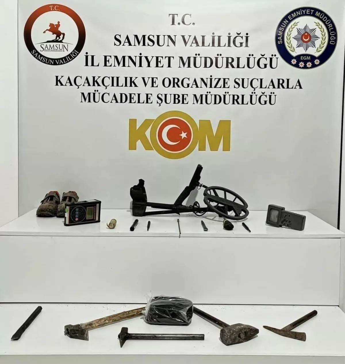 Samsun\'da Define Arama Malzemeleriyle Yakalanan 2 Kişi Hakkında İşlem Yapıldı