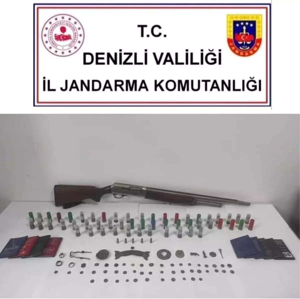 Denizli\'de Tarihi Eser ve Çalıntı Motosiklet Bulunduran Şüpheli Yakalandı