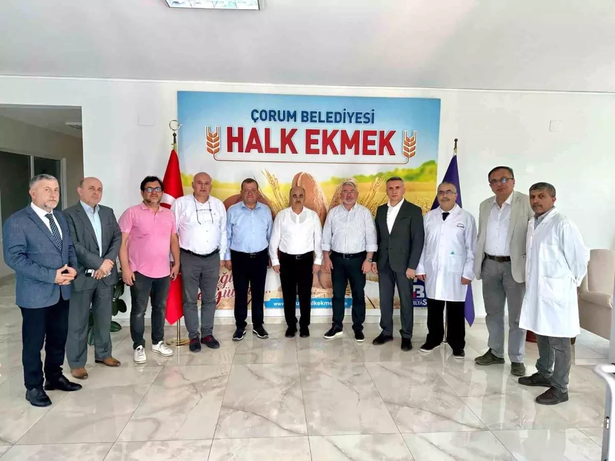 Çorum Valisi Halk Ekmek Fabrikası\'nı Gezdi