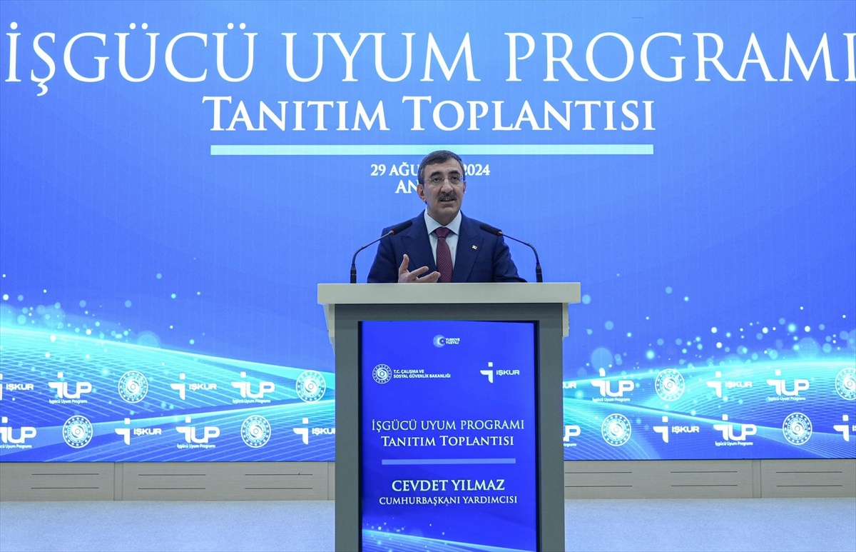 İşgücü Uyum Programı ile Kadın ve Gençlerin İstihdamı Hedefleniyor