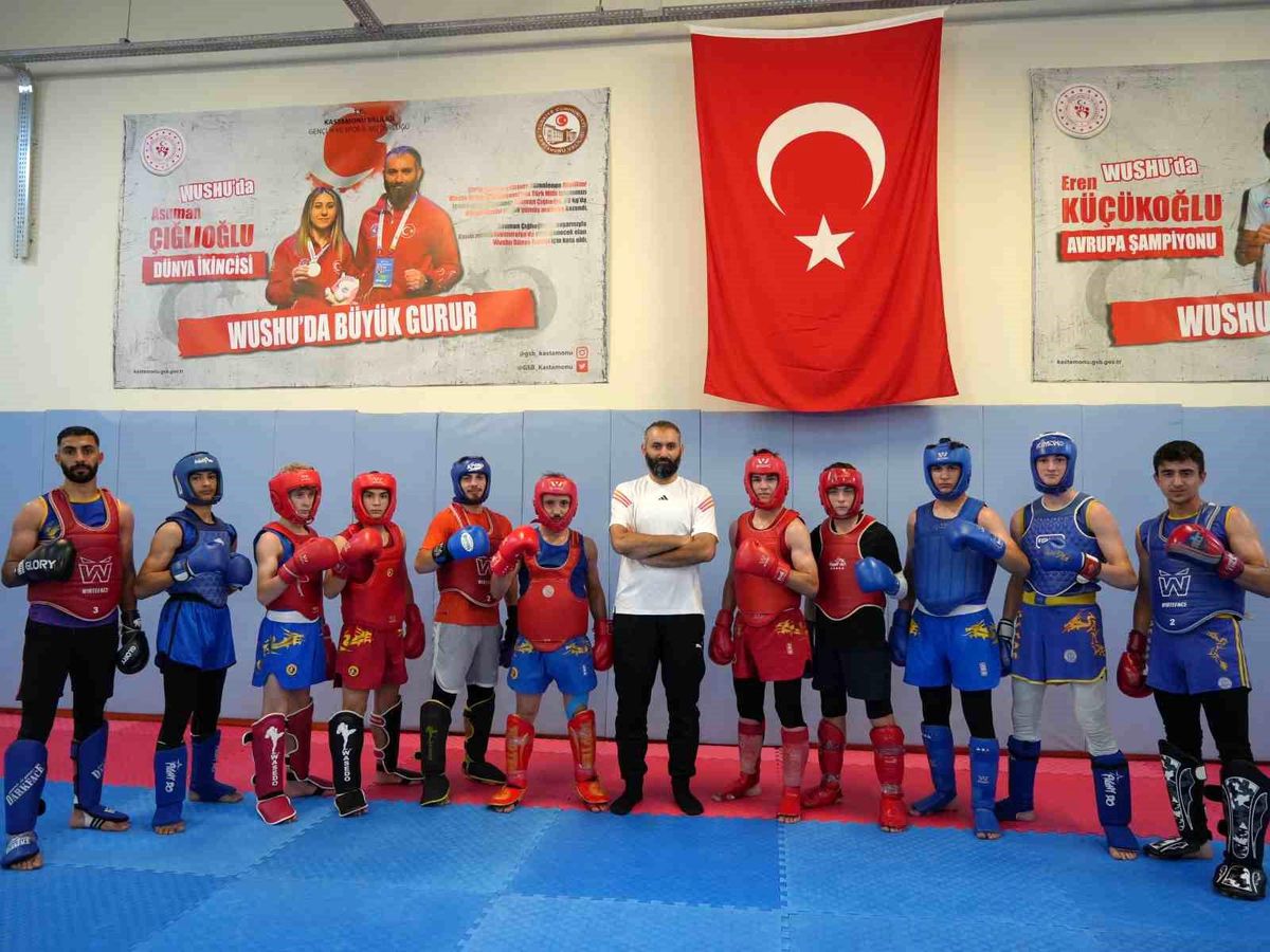 Genç Wushu Milli Takımı Eylül\'de Şampiyonaya Hazırlanıyor