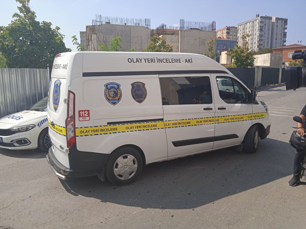 Ümraniye\'de Bodrum Katında Ceset Bulundu