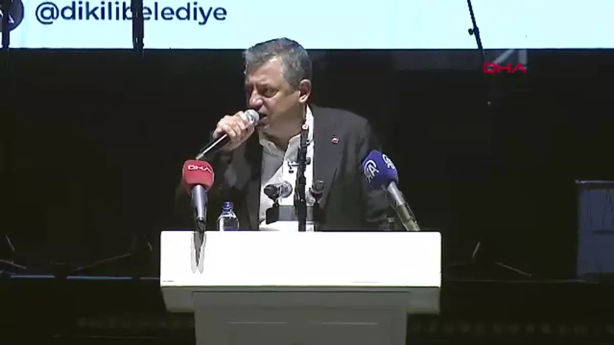 İZMİR CHP Genel Başkanı Özel, Dikili\'de konuştu