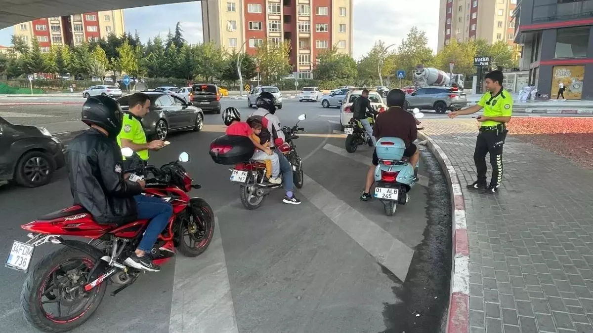 Tekirdağ Kapaklı\'da Motosikletli Şahıslara Denetim