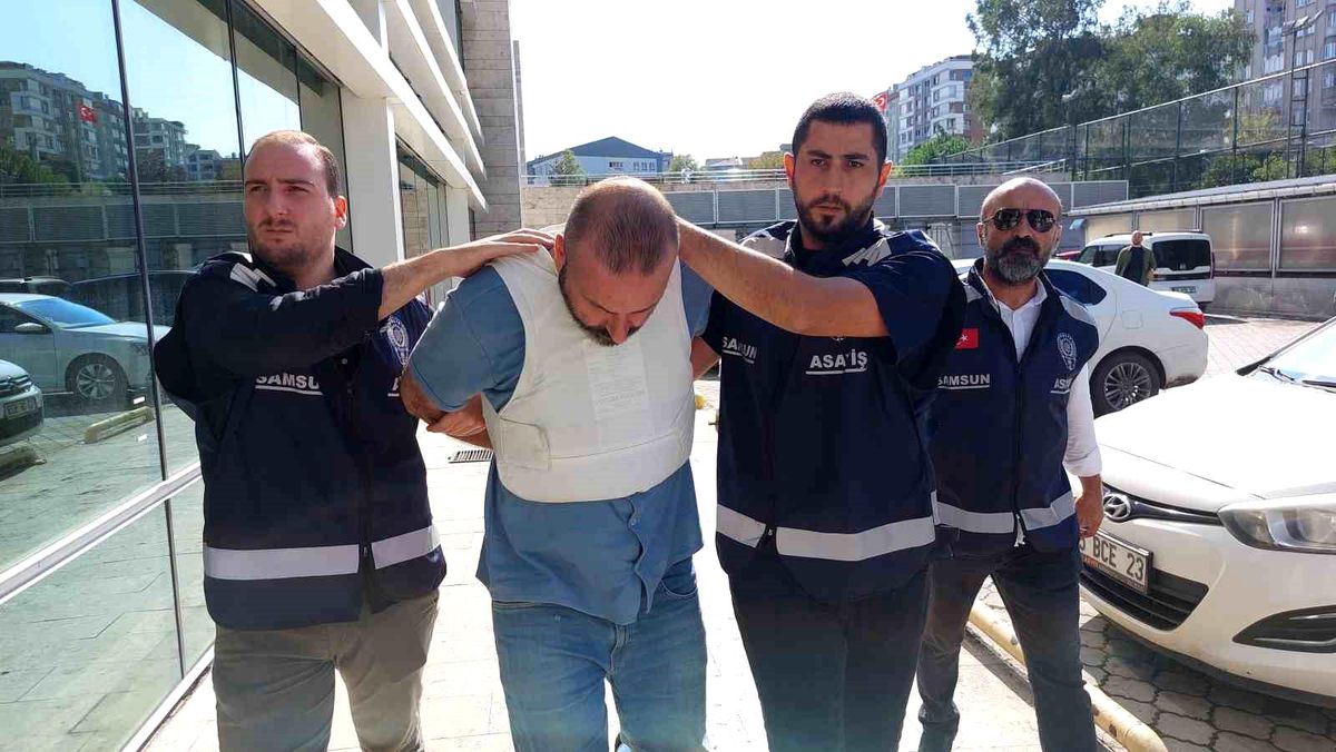 Samsun\'da pompalı tüfekle adam öldüren şahıs ve arkadaşları adliyeye sevk edildi