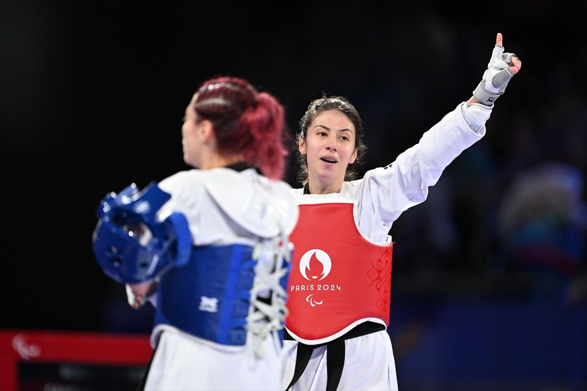 Paris 2024 Paralimpik Oyunları\'nda Mülteci Paralimpik Takımı\'ndan Zakia Khudadadi\'ye bronz madalya