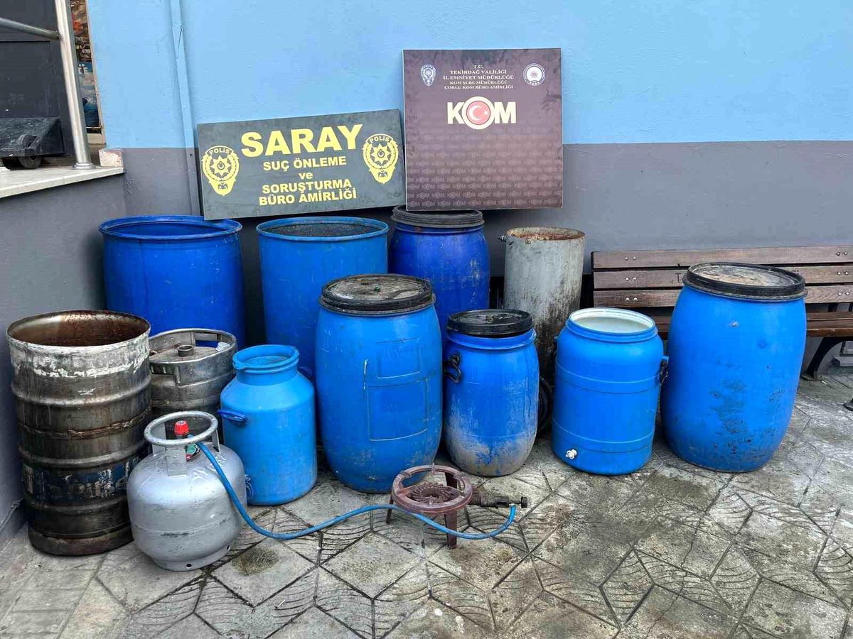Tekirdağ\'da 460 Litre Sahte Alkol Ele Geçirildi