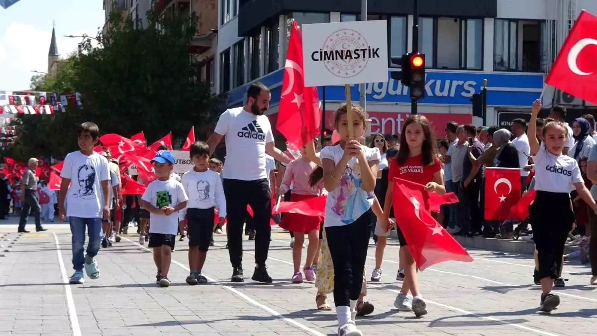 30 Ağustos Zafer Bayramı Burdur\'da Coşkuyla Kutlandı