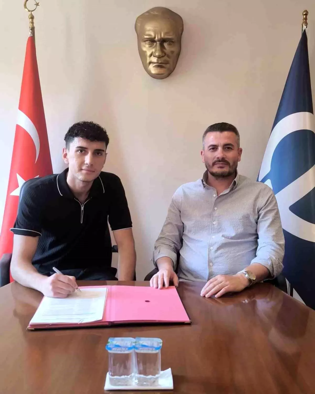 Ahmet Emin Akpınar, Sivasspor\'dan Anadolu Üniversitesi Spor Kulübü\'ne transfer oldu