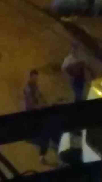 Bu nasıl öfke! Otobüsün farından rahatsız olan baba-oğul, şoförü darp etti Bu nasıl öfke! Otobüsün farından rahatsız olan baba-oğul, şoförü darp etti