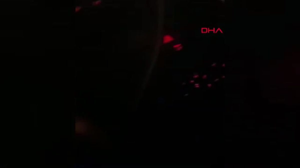 Bursa\'da Otomobil Motorundan Alev Aldı, Patlama Anı Görüntülendi