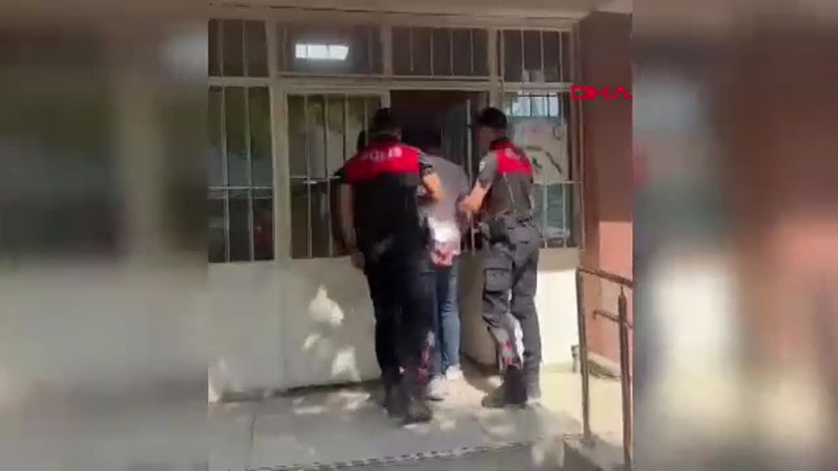 İzmir\'de Aranan 2 Şüpheli Yakalandı
