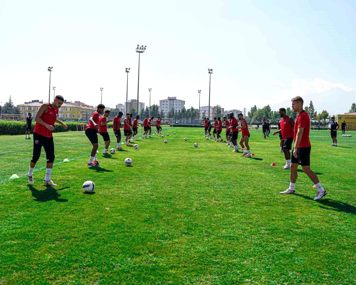 Kayserispor, Konyaspor maçı için hazır