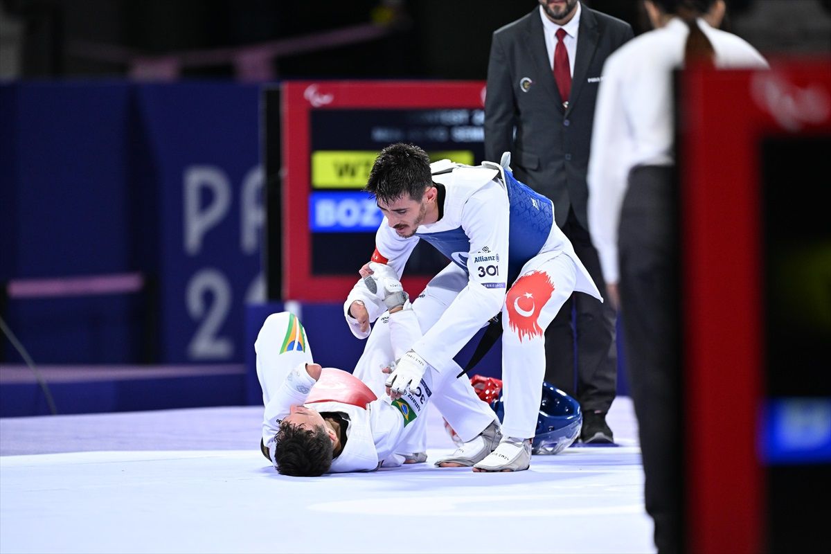 Paris 2024 Paralimpik Oyunları\'nda Mahmut Bozteke finale yükseldi