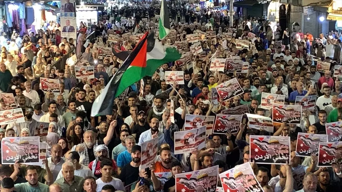 Ürdün\'de İsrail\'in Batı Şeria saldırıları protesto edildi