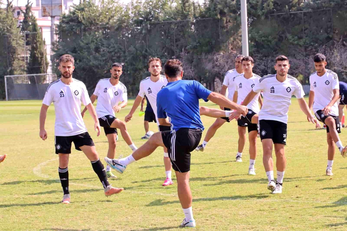 Altay, TFF 2. Lig Beyaz Grup\'taki ilk maçında 24 Erzincanspor\'u konuk edecek