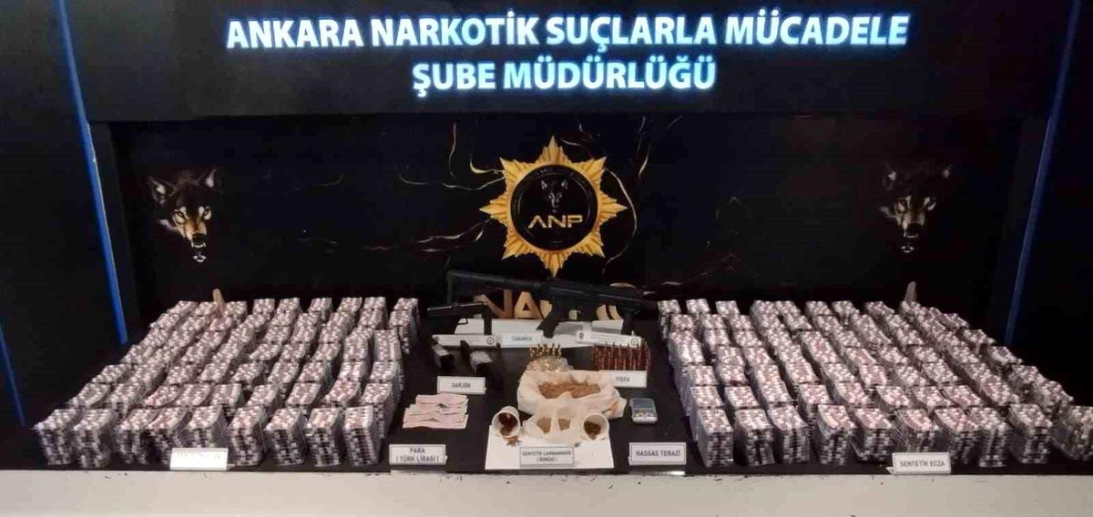 Ankara\'da Uyuşturucu Operasyonu: 2 Kişi Yakalandı, 23 Bin Sentetik Ecza Ele Geçirildi