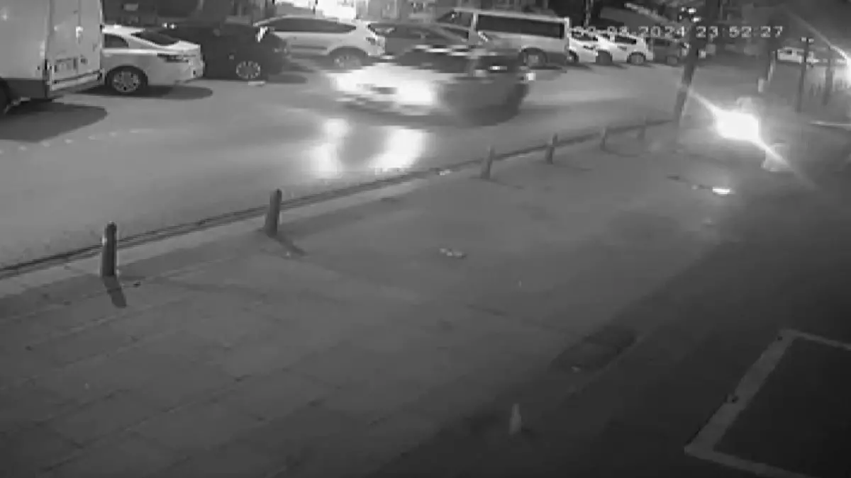 Bahçelievler\'de Silahlı Saldırı: 1 Ölü, 1 Yaralı