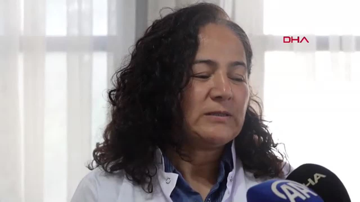 Bolu\'da Kadınlar Göldeki Sazlardan Sepet Örerek Aile Bütçelerine Katkı Sağlıyor