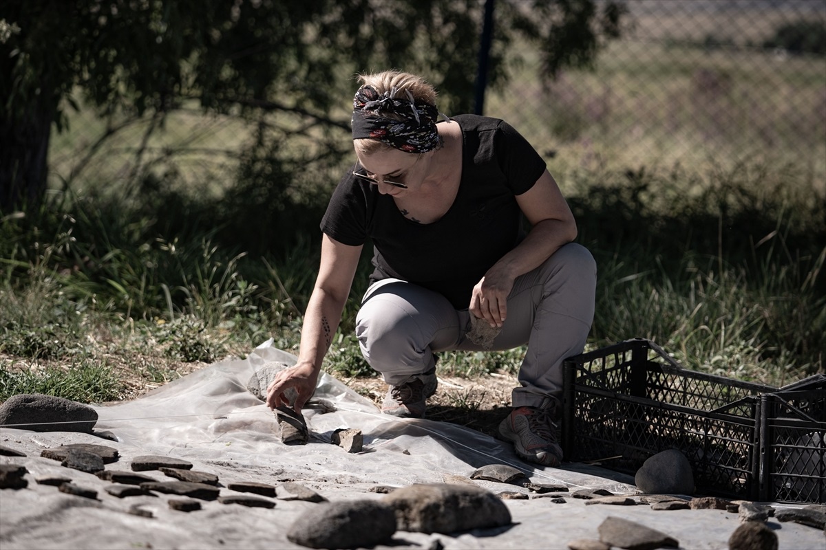 Değirmenler Höyük\'te yapılan kazılarda 6 bin yıl eskiye dayanan yerleşim tespit edildi