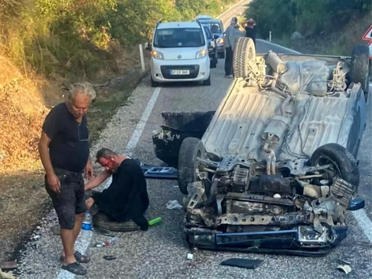 Balıkesir Gönen\'de trafik kazası: Tofaş otomobil takla attı, sürücü yaralandı