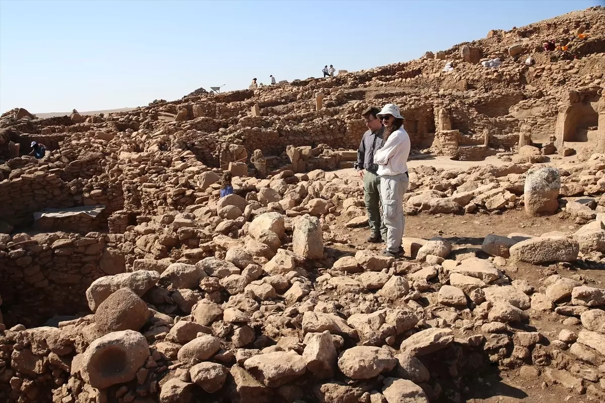 Şanlıurfa\'da Neolitik Döneme Ait Yaban Eşeği Figürü Bulundu