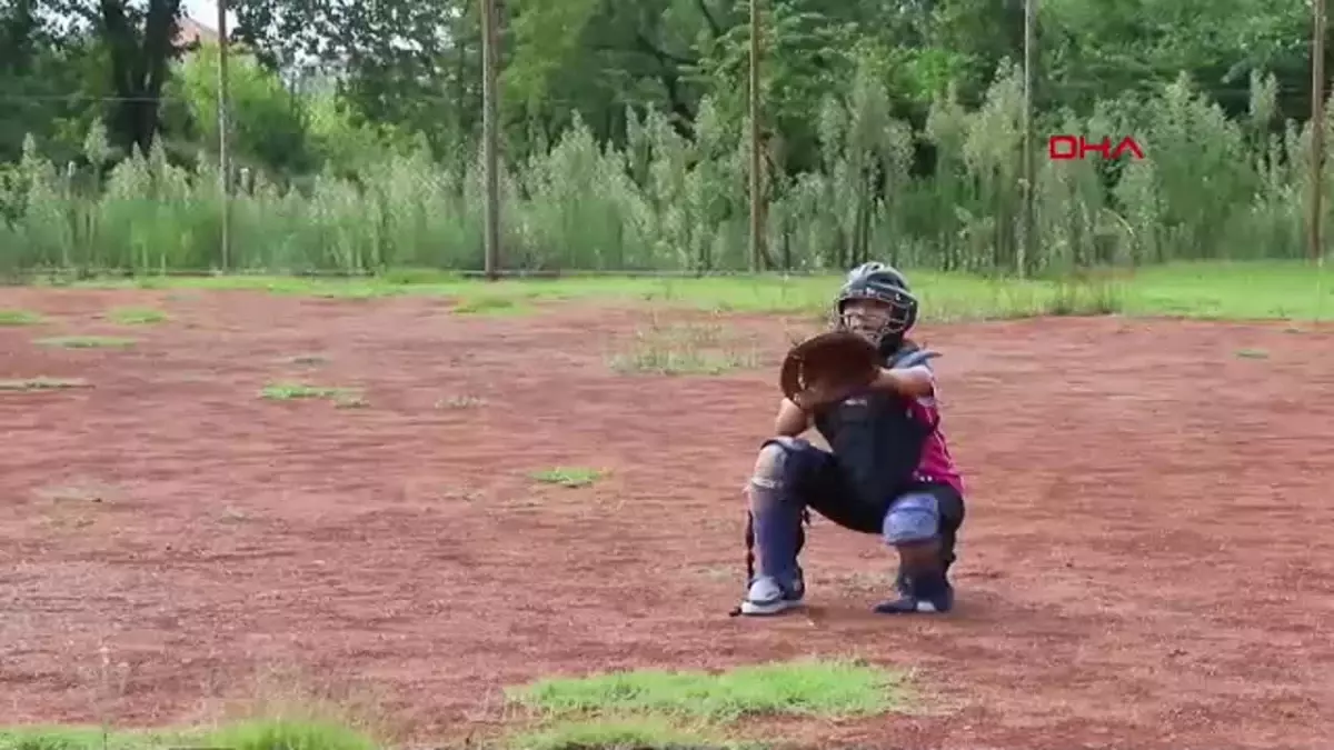 Kanseri Yenen Genç Kız, Beyzbol ve Softbol Şampiyonu Oldu