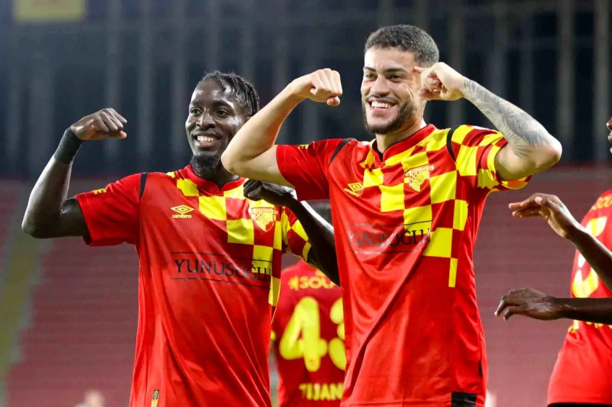 Göztepe, evinde Bodrum FK\'yı 2-0 mağlup etti