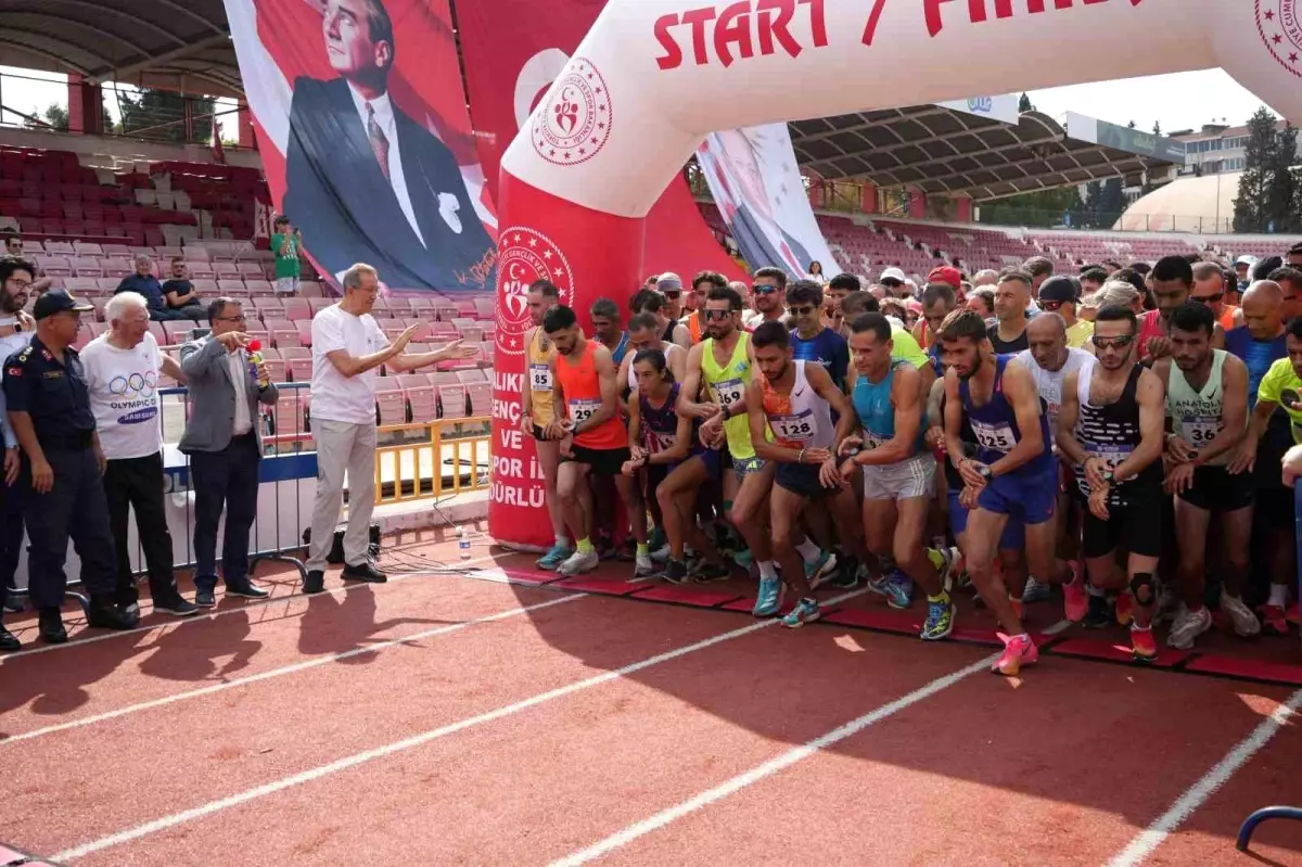 İsmail Akçay Yol Koşusu Renkli Görüntülere Sahne Oldu