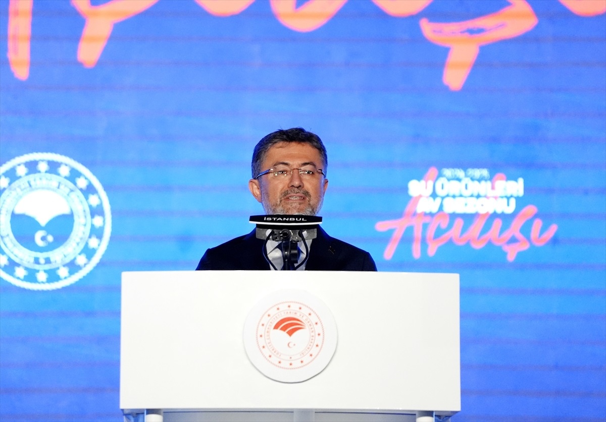 Tarım ve Orman Bakanı Yumaklı: Balıkçılık kuralları tebliğle yayınlandı