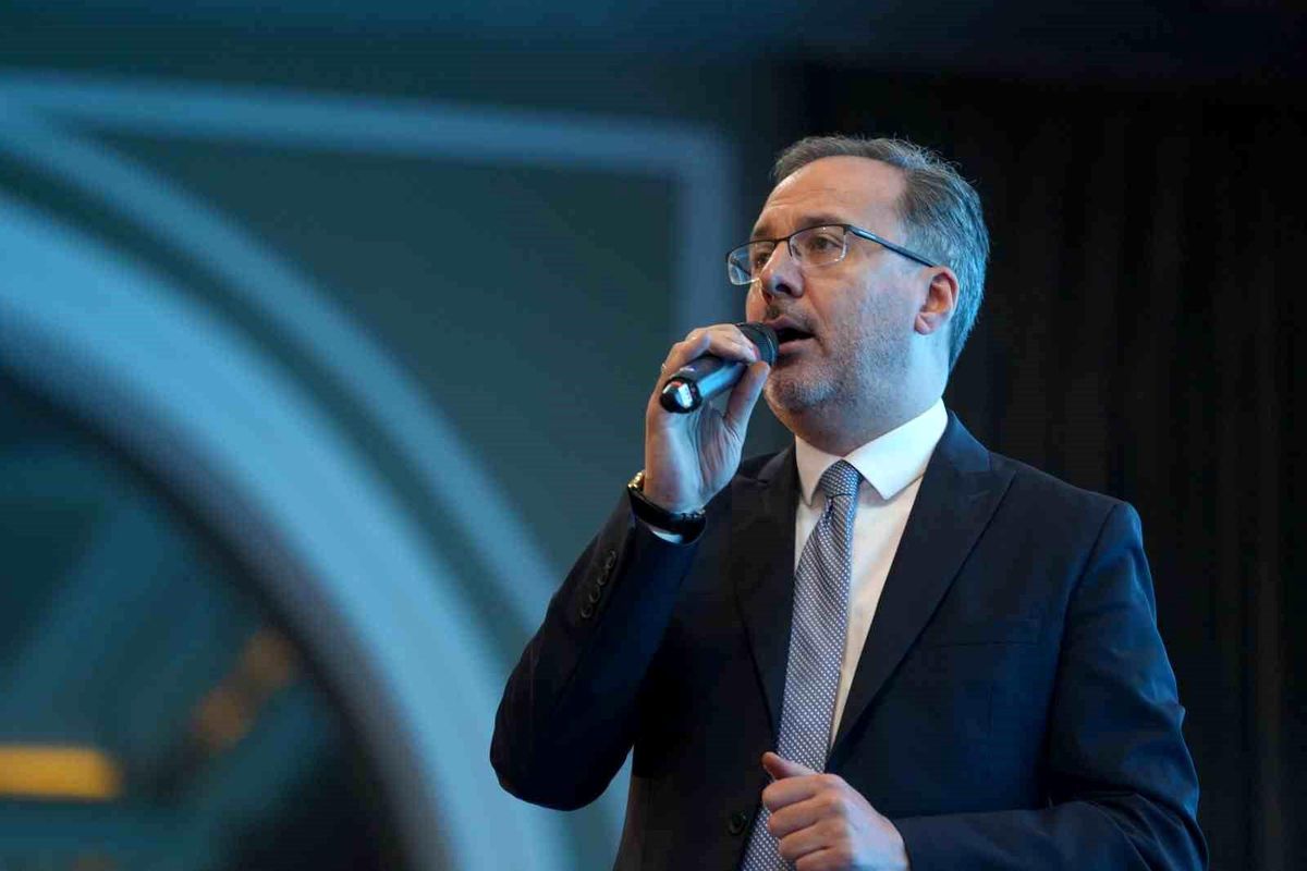 AK Parti İzmir İl Danışma Meclisi Toplantısında Konuşan Milletvekili Kasapoğlu: İzmir\'in Yerel Yönetim Hedeflerini Gerçekleştireceğiz