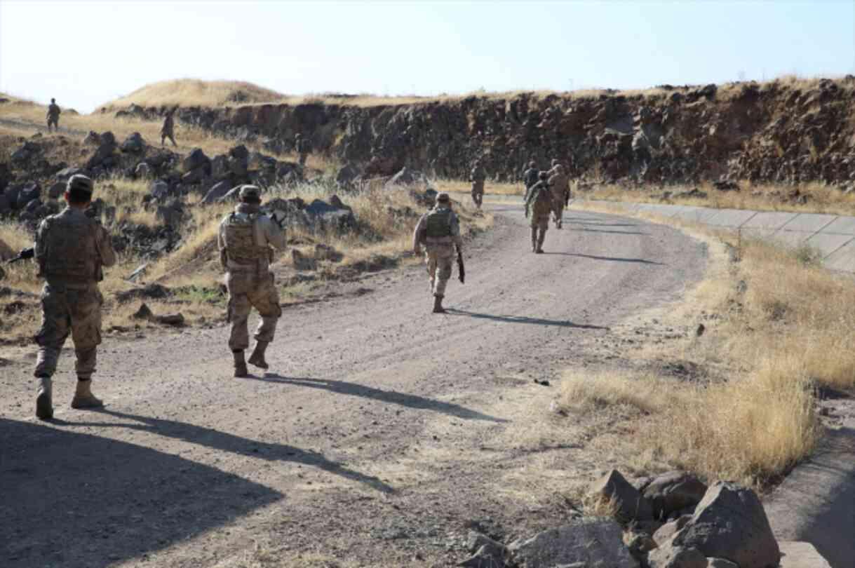 Kayıp Narin'i arama çalışmaları sürüyor! Diyarbakır'da aramalar o noktada yoğunlaştı