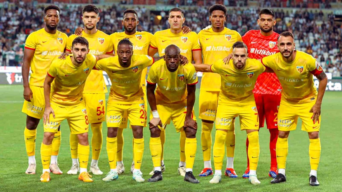 Kayserispor Süper Lig\'de ilk puanını aldı