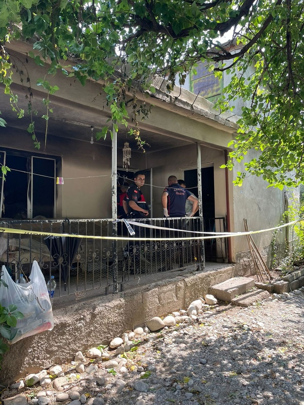 Kadirli\'de çıkan yangında bir kadın hayatını kaybetti