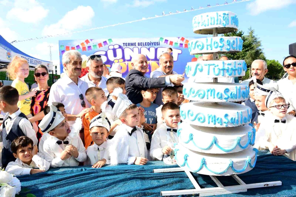 Samsun\'da düzenlenen 3. Sünnet Şöleni büyük ilgi gördü